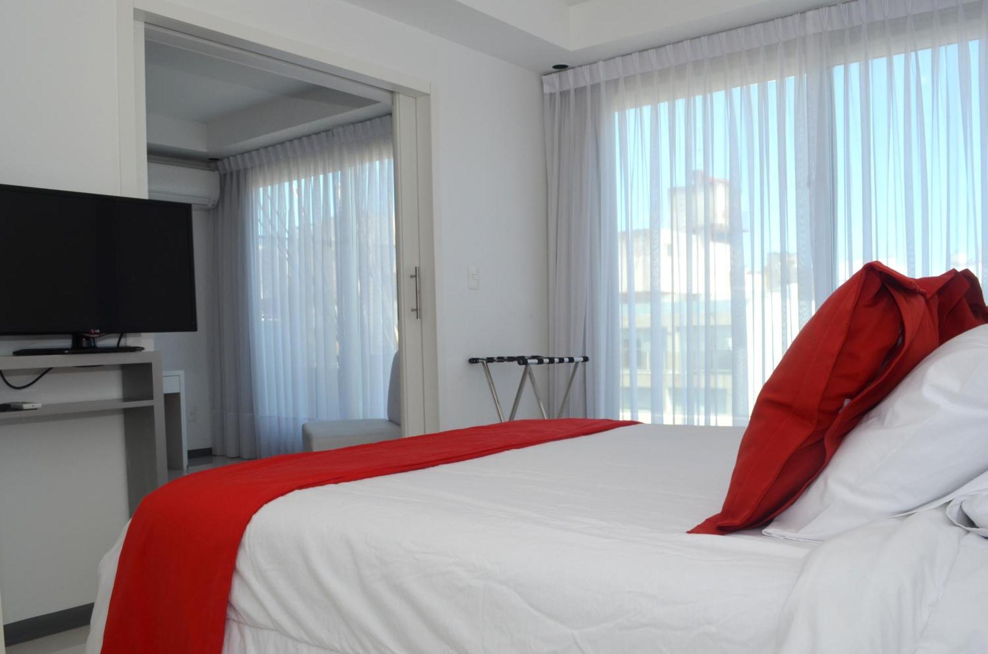 Hotel Gema Luxury Suites مونتيفيديو الغرفة الصورة